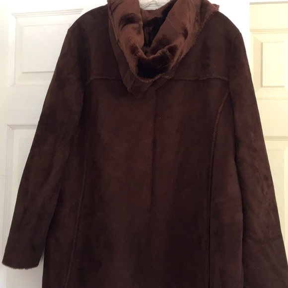 Hooded Suede cloth jacket size 12. - Picture 2 of 4